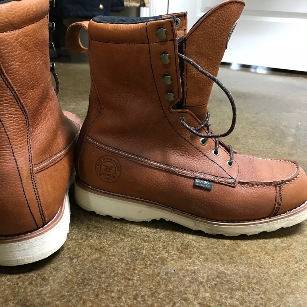 Hunting boots